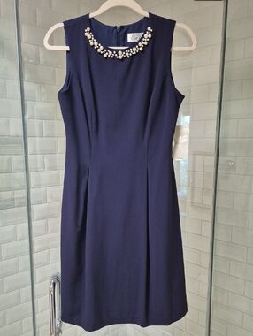 NWT Eliza J Navy Sleeveless Fitted Dress Pearl "Necklace" Sz 6